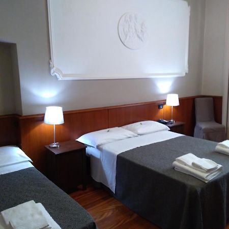Hotel Twenty Nine Генуа Екстериор снимка