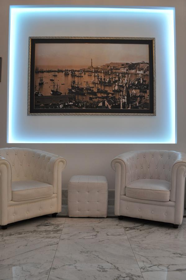 Hotel Twenty Nine Генуа Екстериор снимка